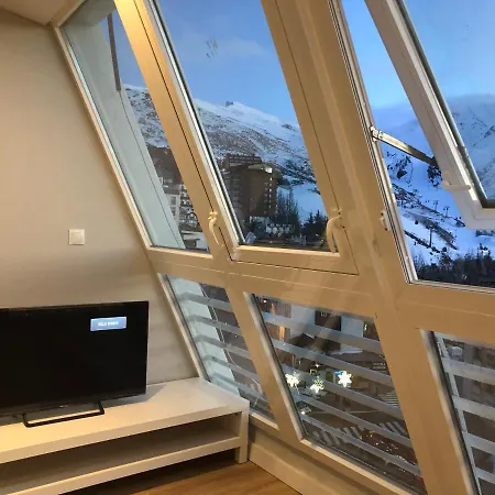 Plaza Pradollano 1 *