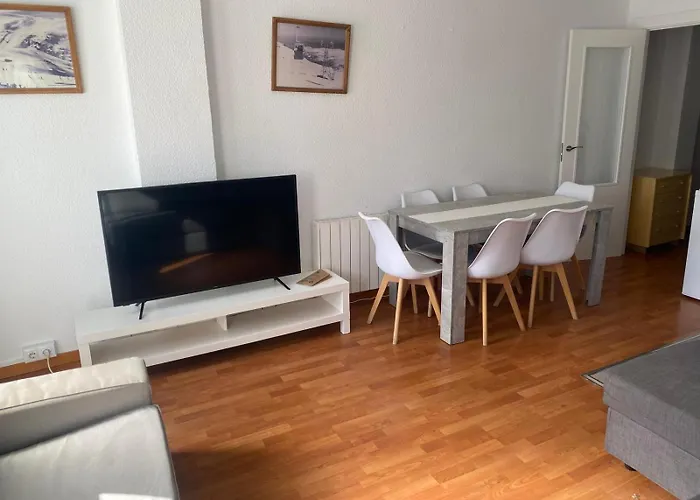 Plaza Pradollano 1 * Sierra Nevada